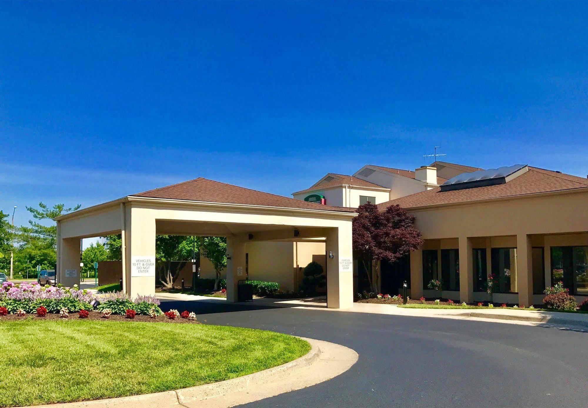 Courtyard By Marriott Dulles Airport Chantilly Exterior photo